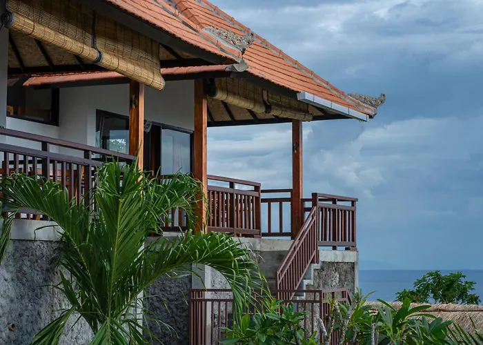 Gistari & Restaurant 4* Seraya